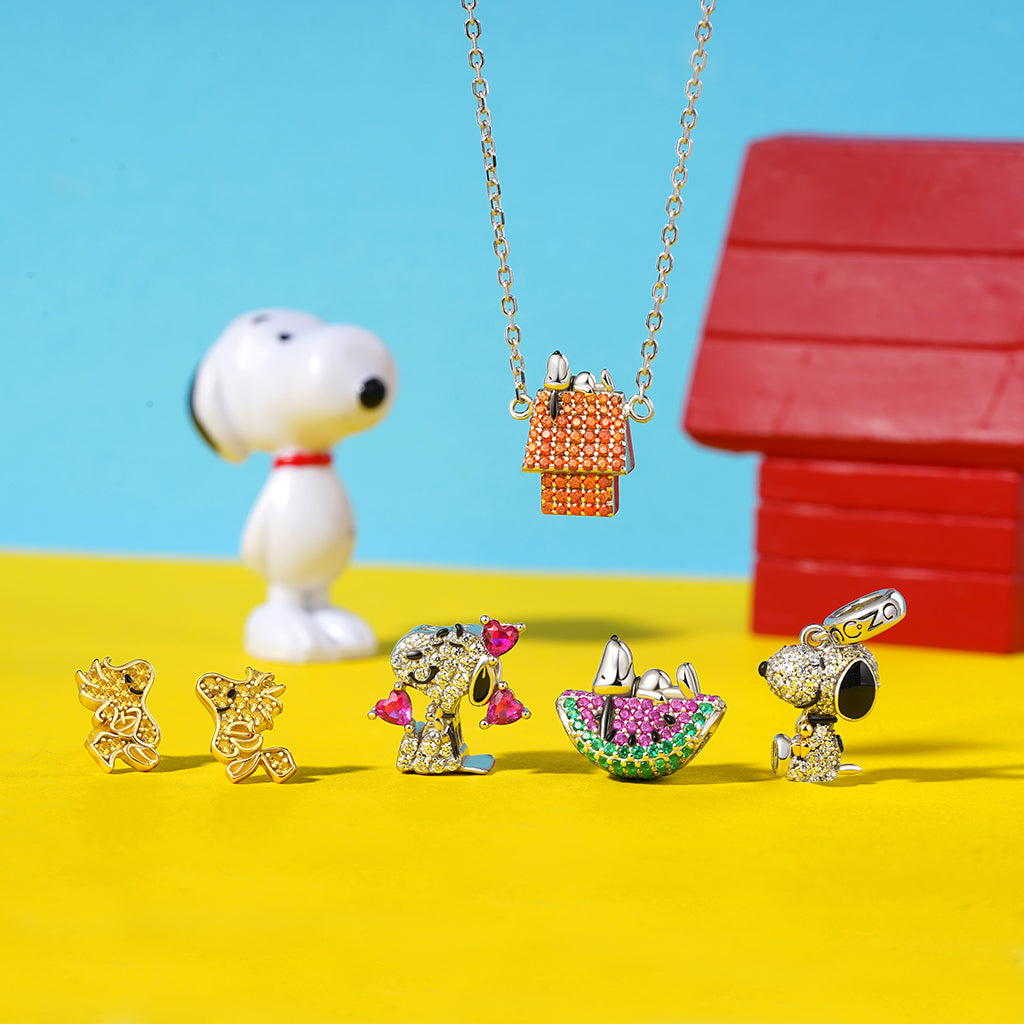 Gnoce Peanuts Smiling Flying Woodstock Diamond Stud Earrings_4